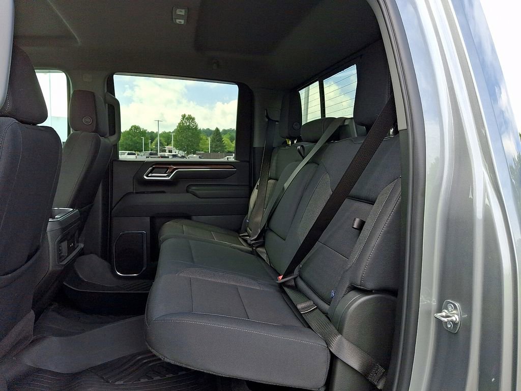 Used 2025 Chevrolet Silverado 2500 LT w/ Safety Package AWD/4WD image 10
