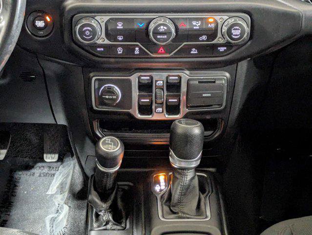 Certified 2022 Jeep Gladiator Sport AWD/4WD image 19