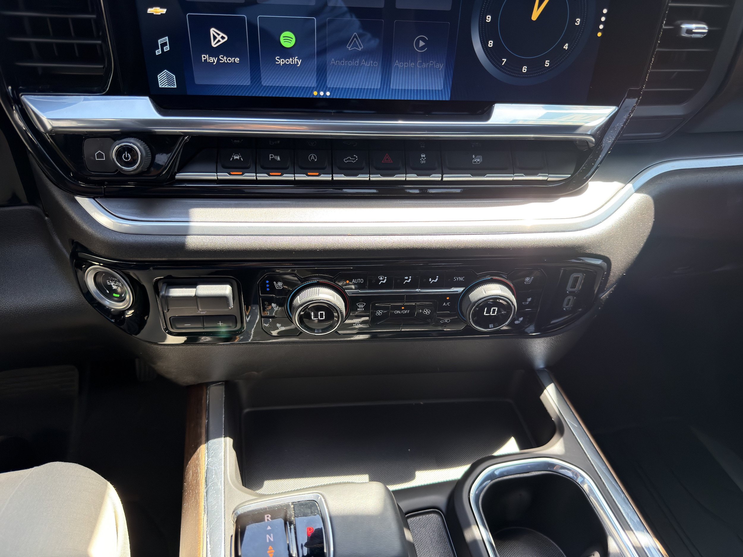 Used 2024 Chevrolet Silverado 1500 High Country w/ High Country Premium Package AWD/4WD image 41