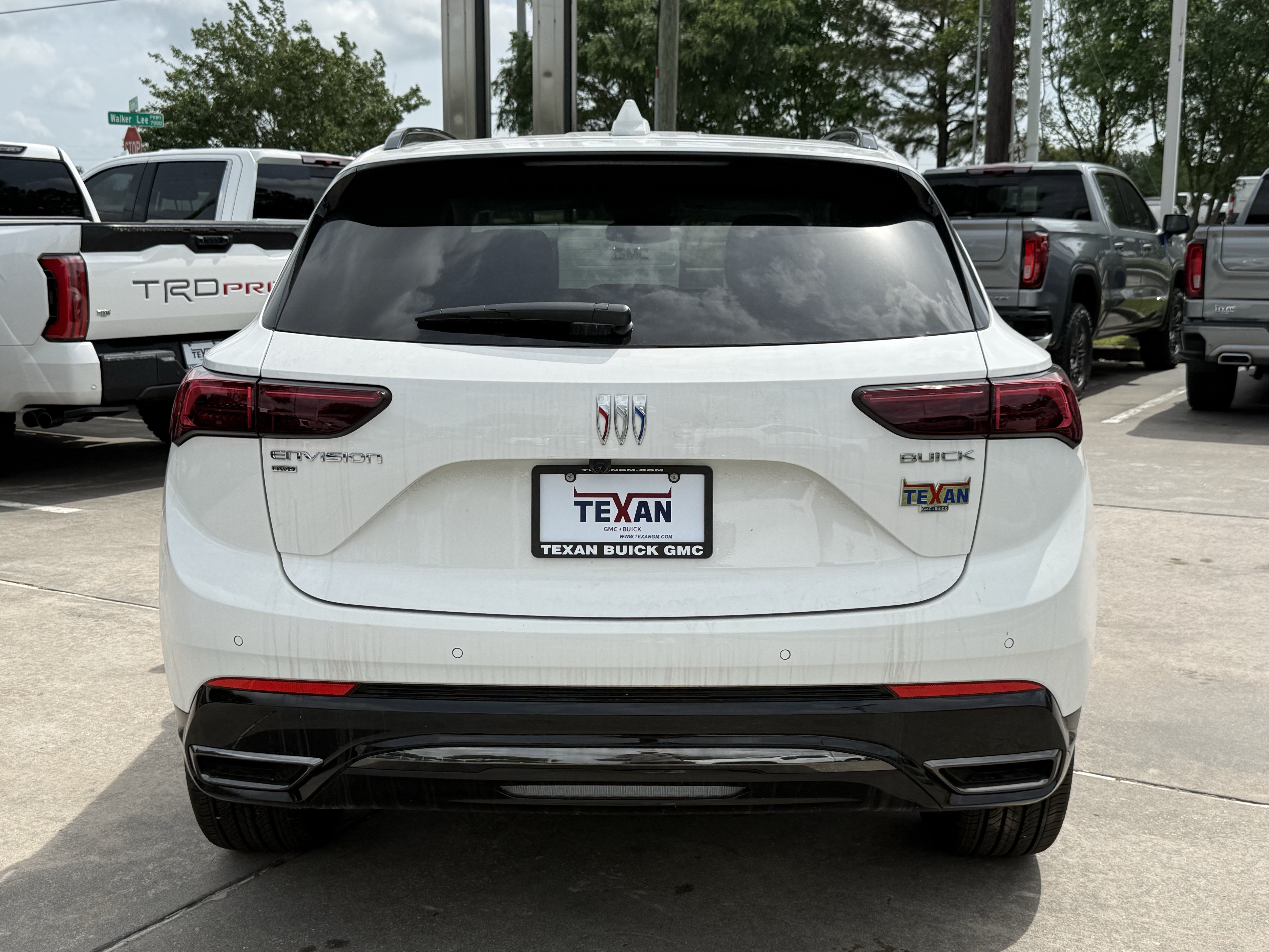 New 2026 Buick Envision Sport Touring AWD/4WD image 6