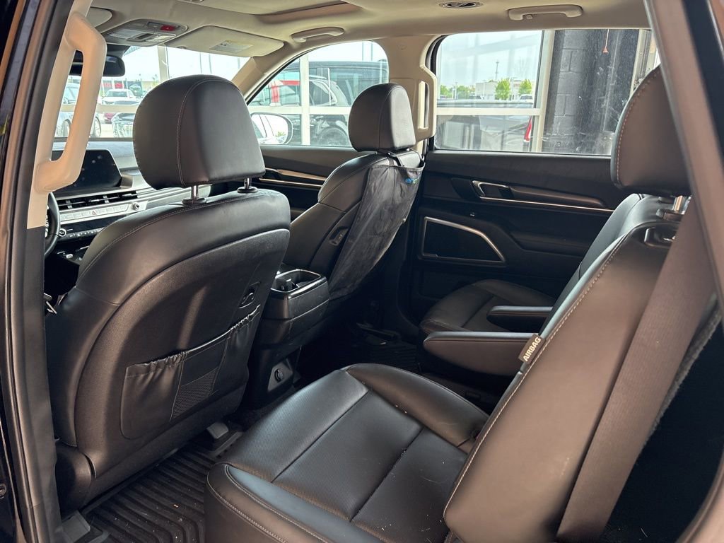 Certified 2023 Kia Telluride S w/ S Sunroof Package AWD/4WD image 18
