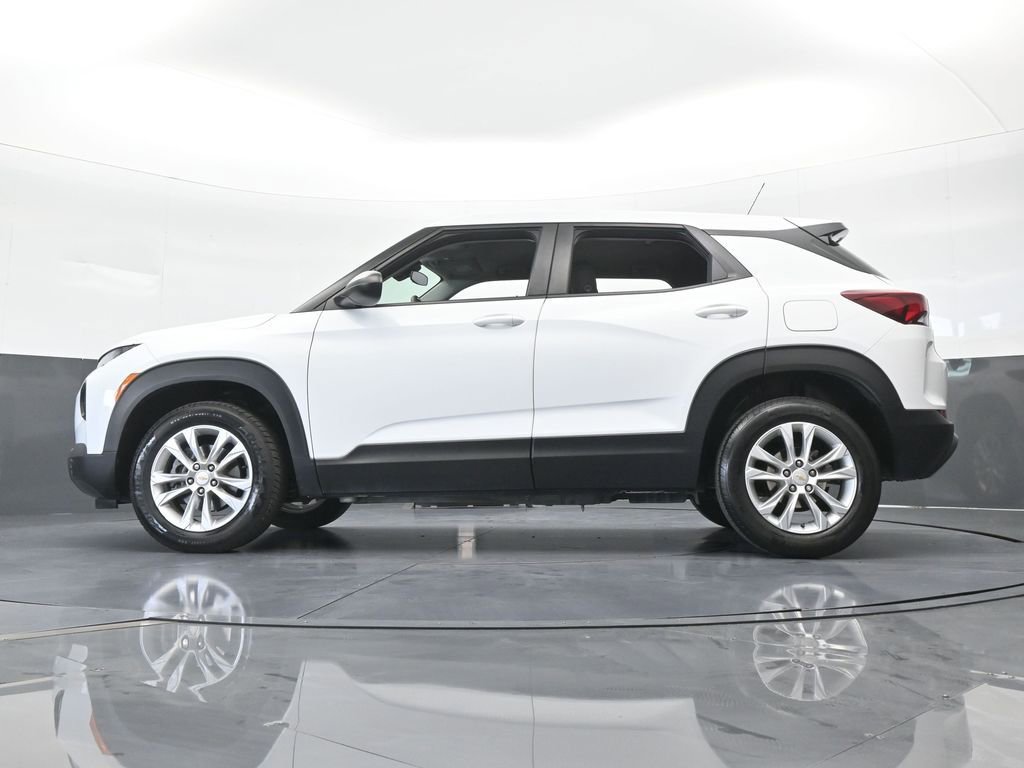 Used 2023 Chevrolet TrailBlazer LS AWD/4WD image 52