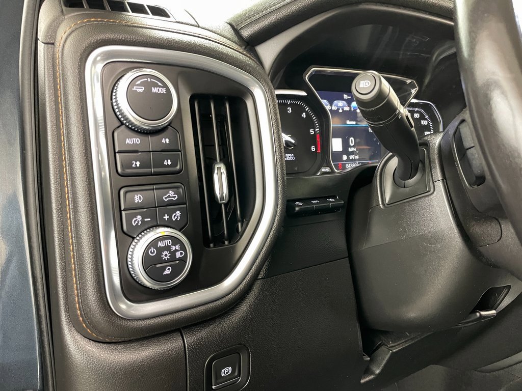 Used 2021 GMC Sierra 1500 AT4 w/ AT4 Premium Package image 31