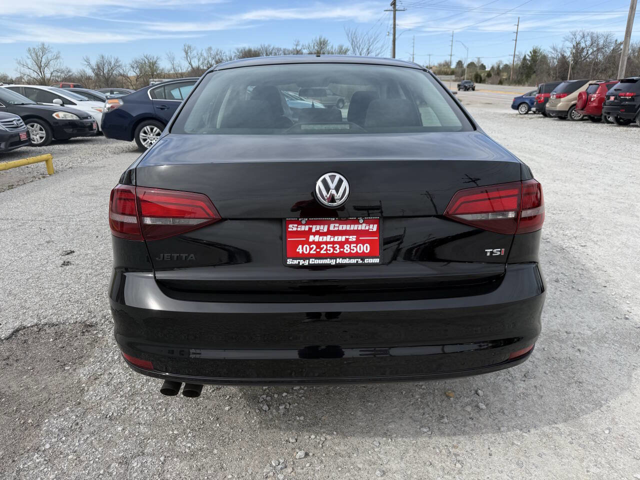 Used 2017 Volkswagen Jetta S image 4