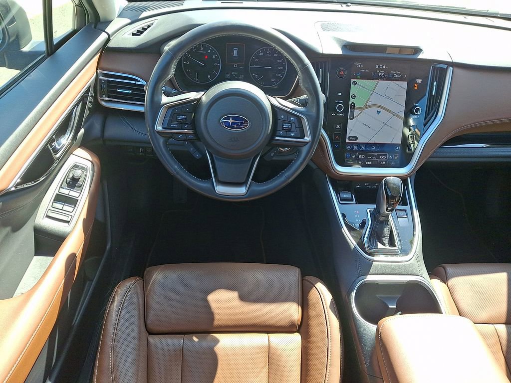 Used 2022 Subaru Outback Touring image 2
