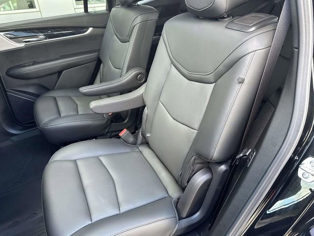 Certified 2024 Cadillac XT6 Premium Luxury w/ LPO, Floor Liner Package AWD/4WD image 33