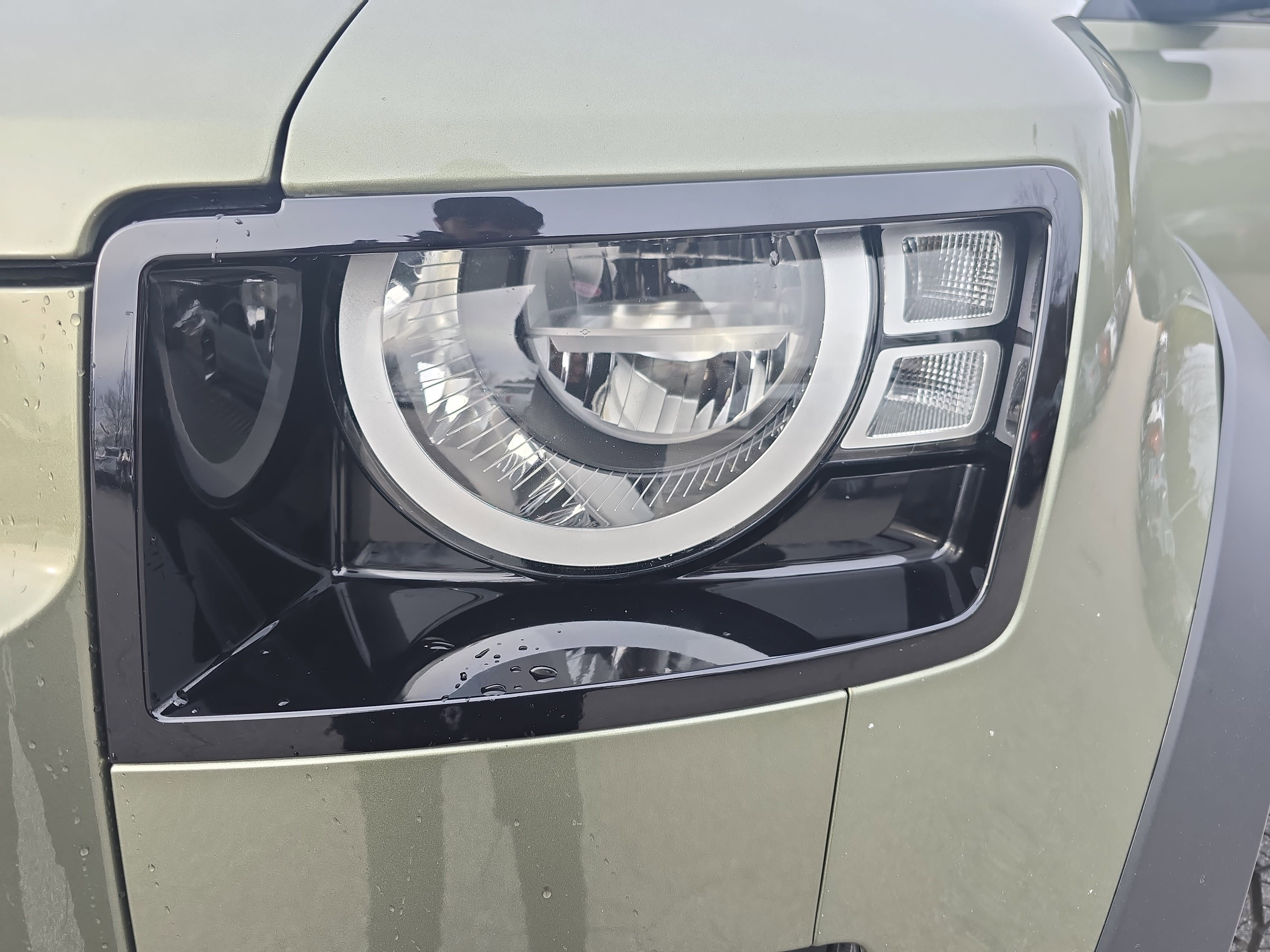 Used 2021 Land Rover Defender 90 S image 28