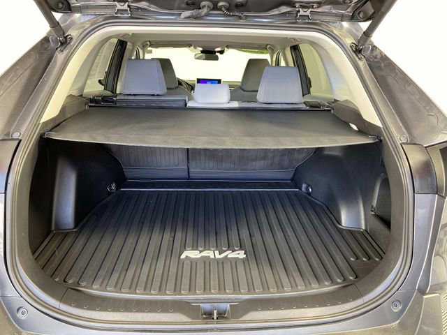 Used 2025 Toyota RAV4 XLE w/ Convenience Package AWD/4WD image 8