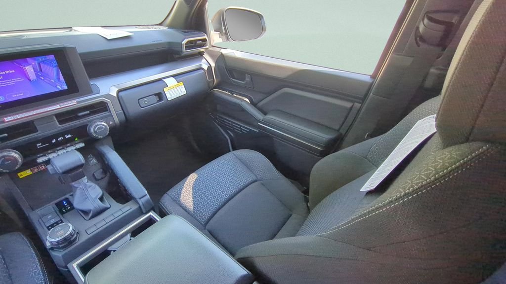 New 2026 Toyota 4Runner SR5 AWD/4WD image 13
