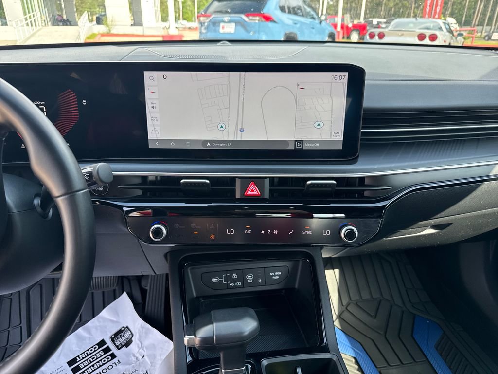 Used 2025 Kia K5 GT-Line w/ GT-Line Premium Package image 25