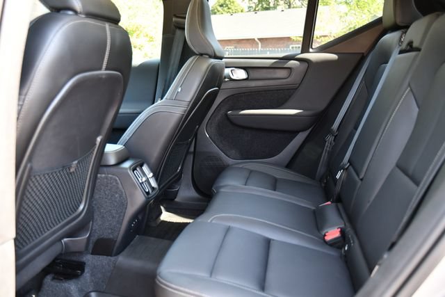 Certified 2026 Volvo XC40 B5 Plus AWD/4WD image 20