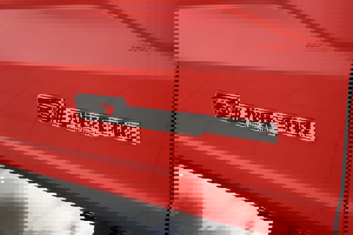 Used 2025 Ford F350 Lariat w/ Chrome Package image 33