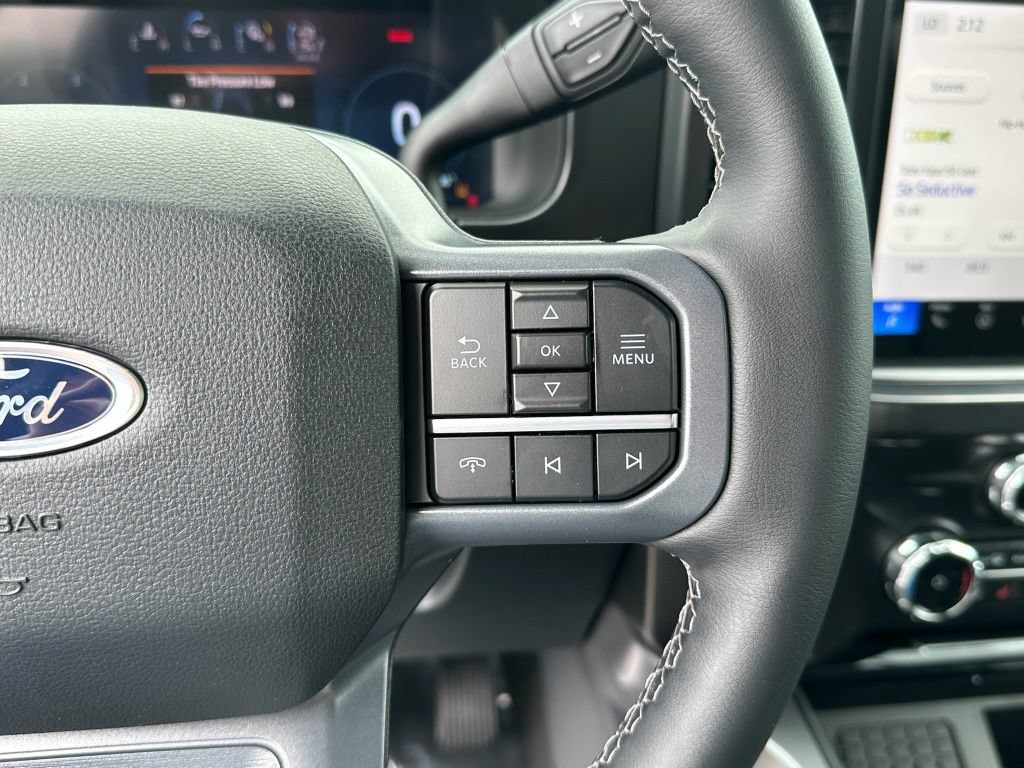 New 2026 Ford F550 4x4 Crew Cab Super Duty image 10
