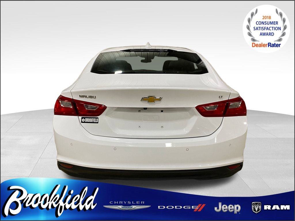 Used 2025 Chevrolet Malibu LT image 4