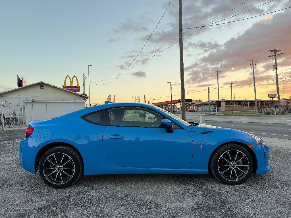 Used 2019 Toyota 86 image 4
