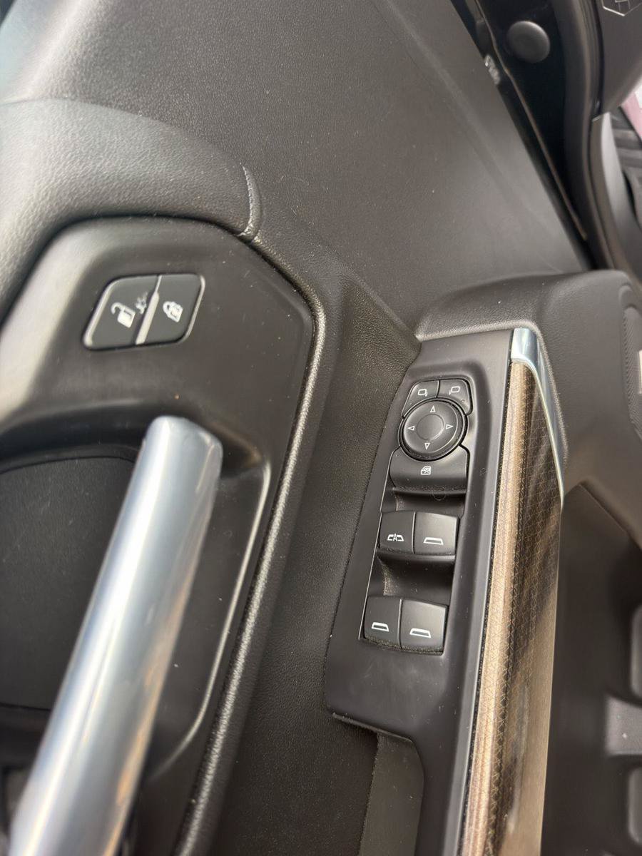 Used 2021 Chevrolet Silverado 1500 RST w/ Texas Edition Plus AWD/4WD image 28