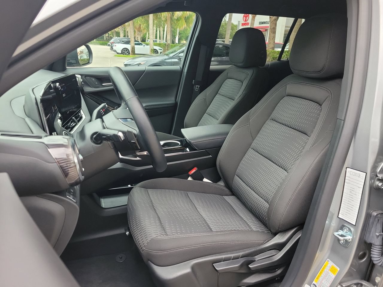 Used 2026 Chevrolet Equinox LT FWD image 15