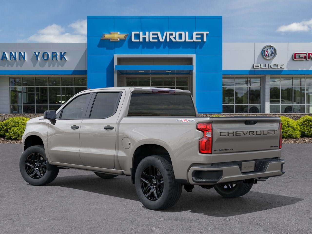 New 2026 Chevrolet Silverado 1500 Custom w/ LPO, Dark Essentials Package AWD/4WD image 27
