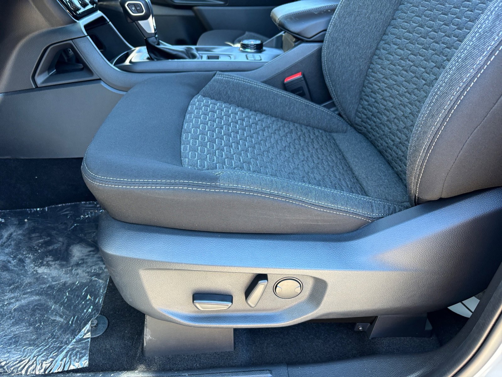 New 2026 Ford Ranger XLT w/ Equipment Group 301A High image 13