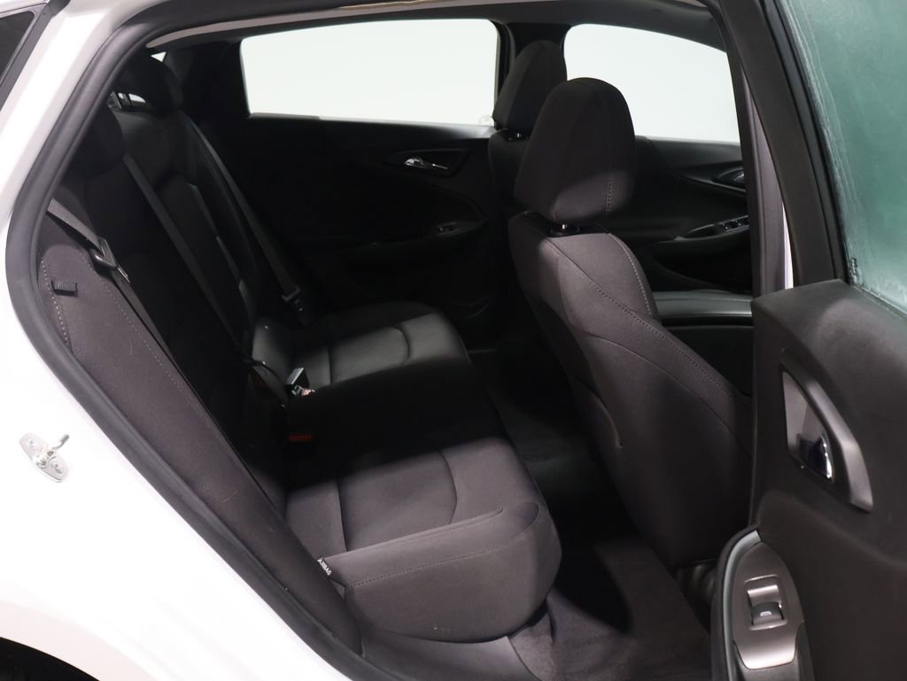 Used 2024 Chevrolet Malibu LT image 21