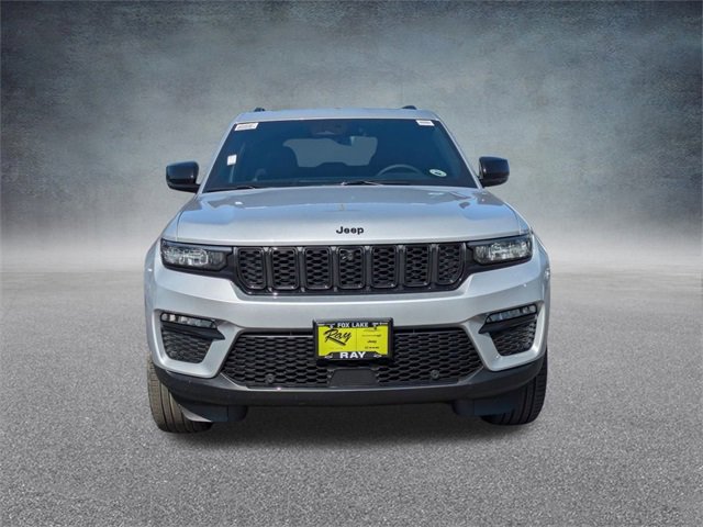 New 2025 Jeep Grand Cherokee Limited w/ Luxury Tech Group II image 9
