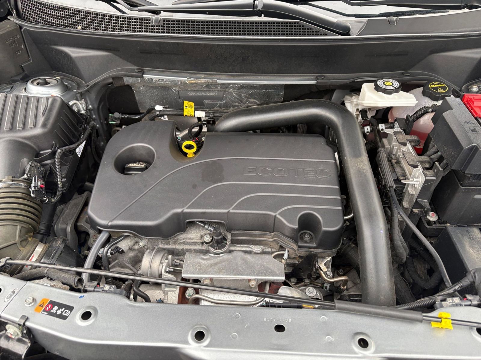 Used 2025 Chevrolet Equinox LT FWD image 32