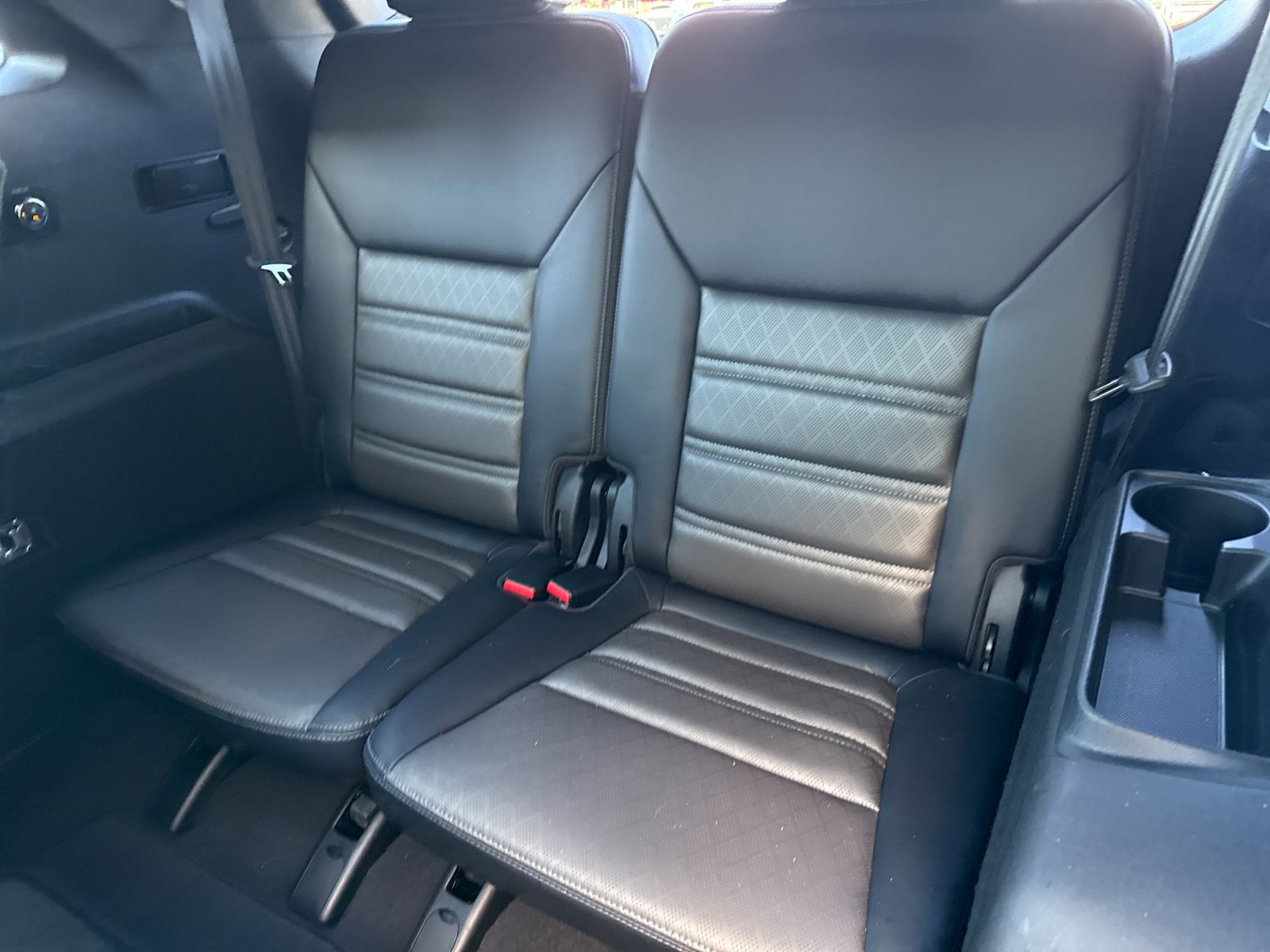 Used 2019 Kia Sorento SX image 16