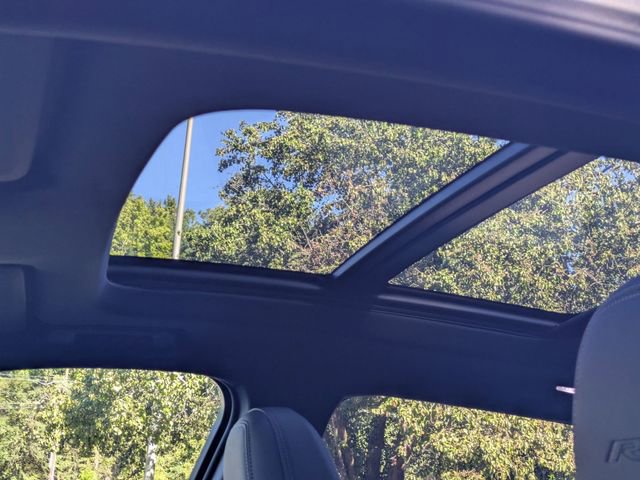 New 2025 Chevrolet Equinox EV RS image 12