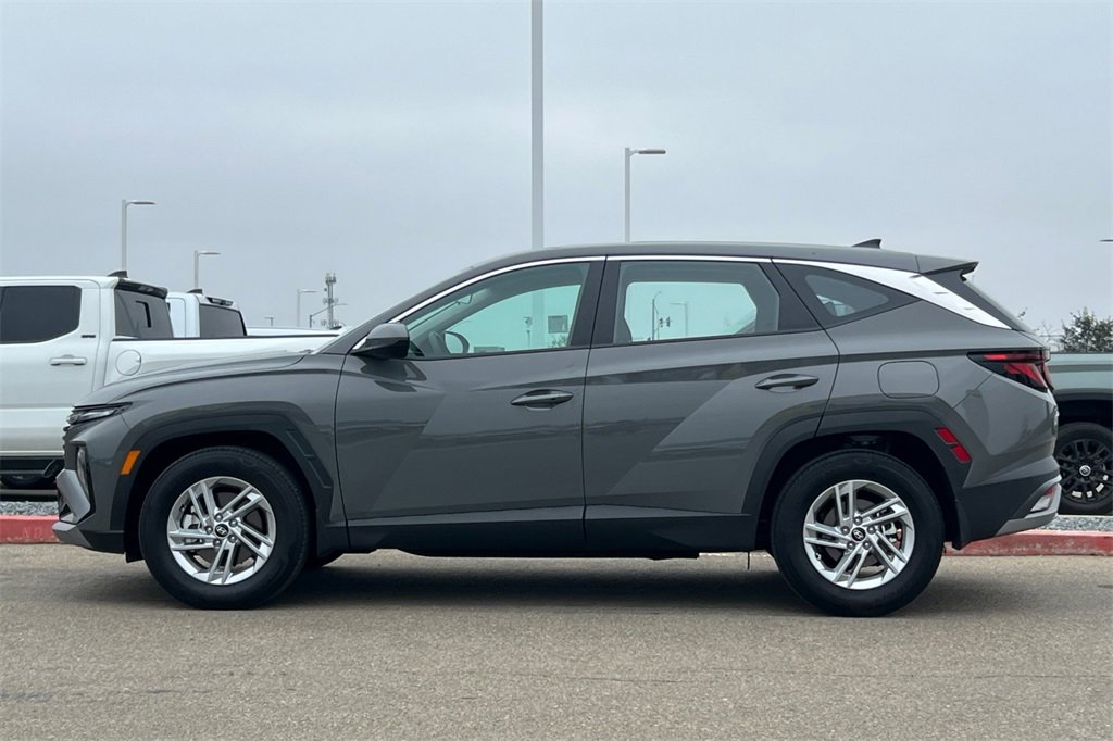 Used 2025 Hyundai Tucson SE image 9