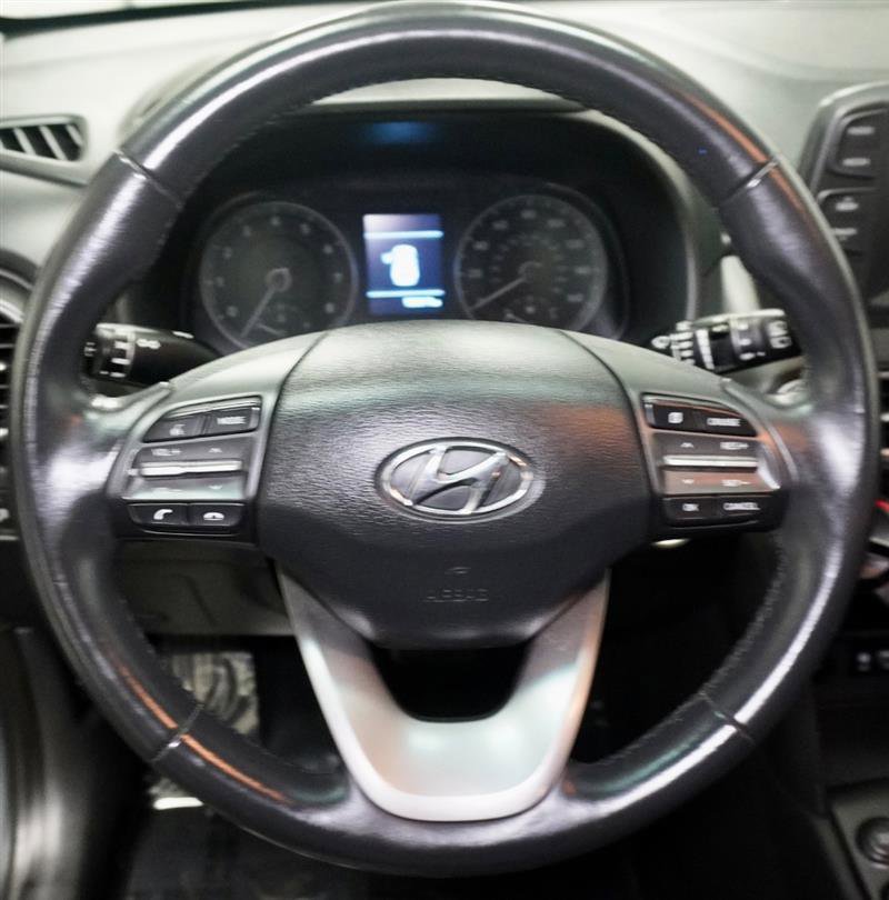 Used 2019 Hyundai Kona SEL image 12