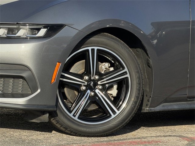 Used 2024 Ford Mustang Premium image 8