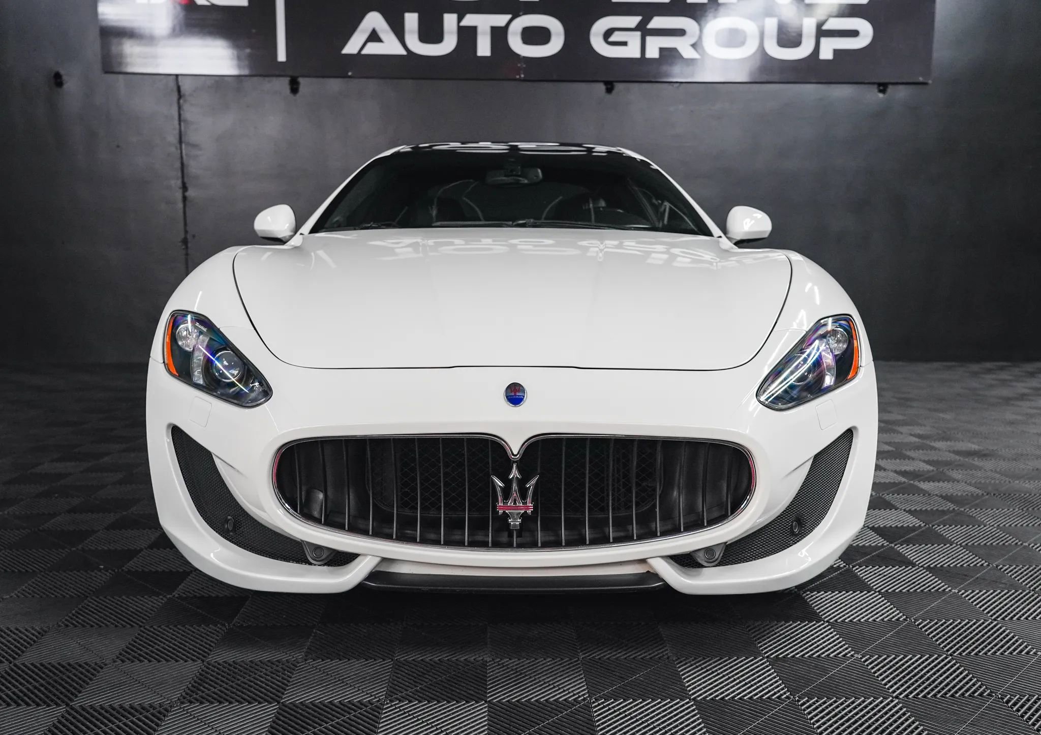 Used 2015 Maserati GranTurismo Sport image 15