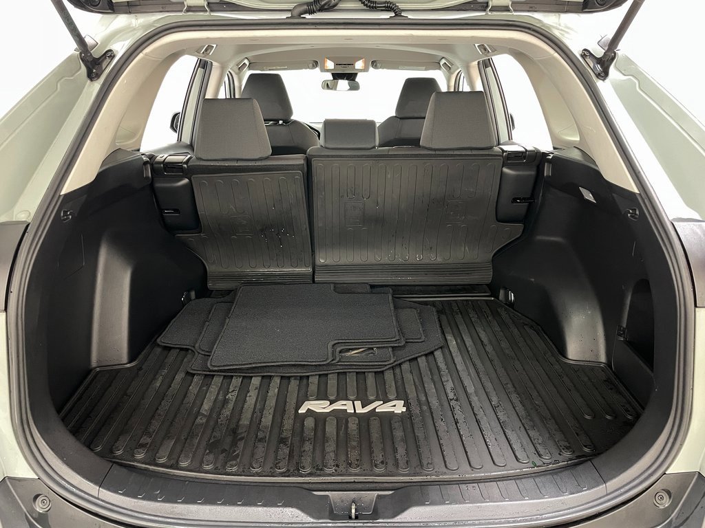 Used 2020 Toyota RAV4 XLE w/ All Weather Liner Package image 41