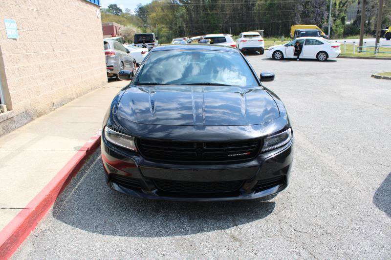 Used 2021 Dodge Charger SXT w/ Leather Interior Group image 2