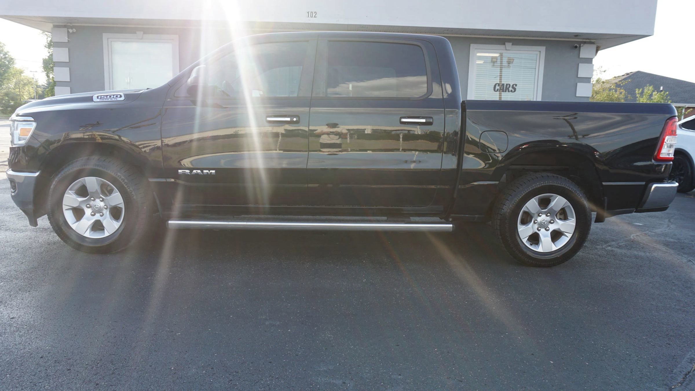 Used 2019 RAM 1500 Big Horn image 8