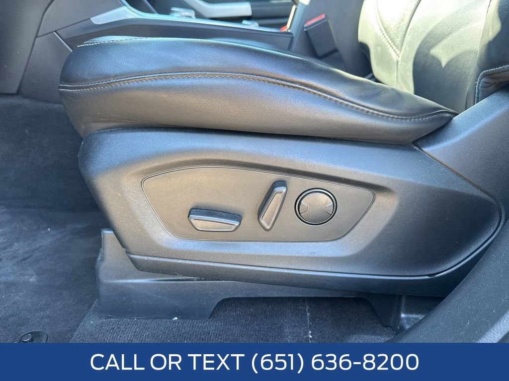 Used 2022 Ford Explorer XLT w/ Equipment Group 202A image 29