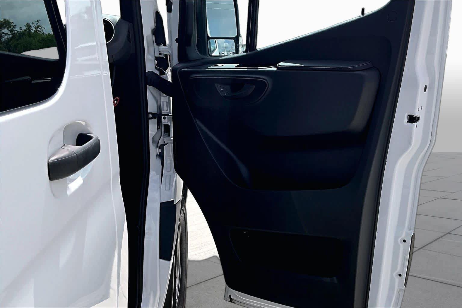 Certified 2025 Mercedes-Benz Sprinter 2500 image 20