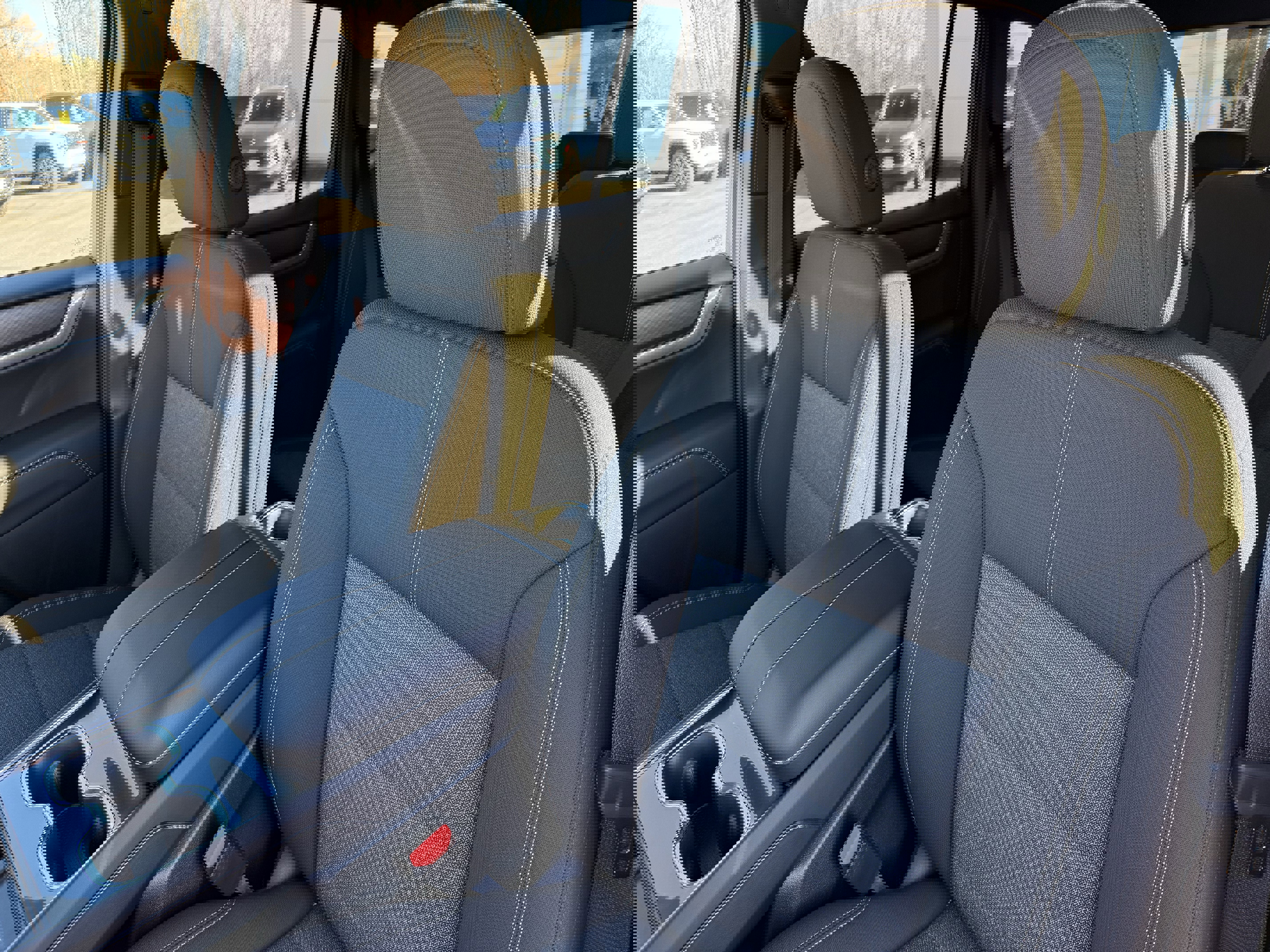 New 2026 GMC Acadia Elevation image 11