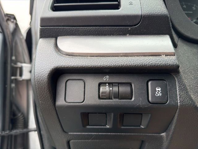 Used 2015 Subaru Forester 2.5i Premium w/ All-Weather Package image 21