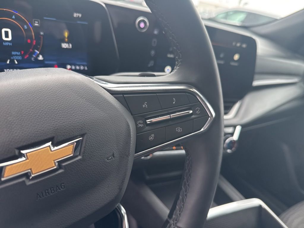 Certified 2025 Chevrolet Equinox LT w/ Safety and Technology Package image 25