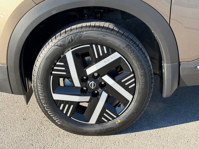New 2026 Nissan Kicks SV w/ Cold Weather Package image 26