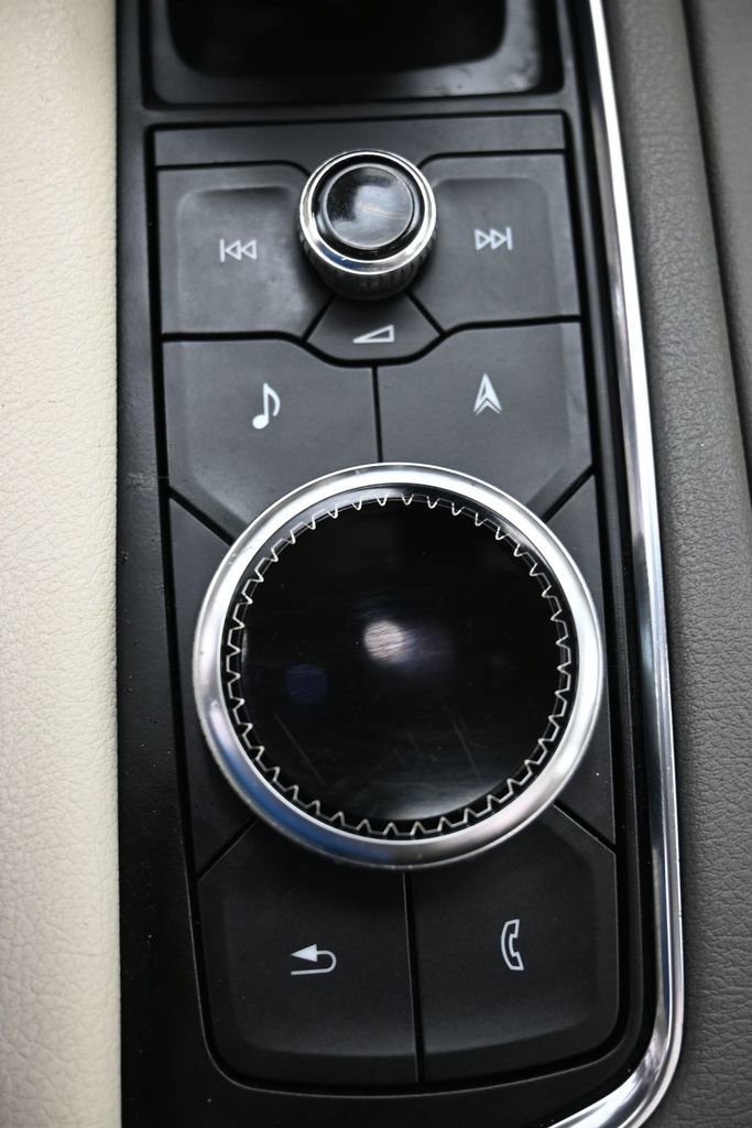 Used 2021 Cadillac XT5 Premium Luxury image 34