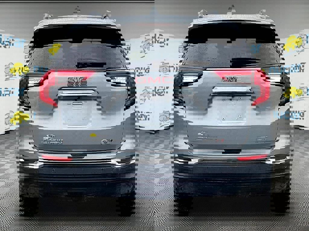 Used 2024 GMC Terrain AT4 image 5