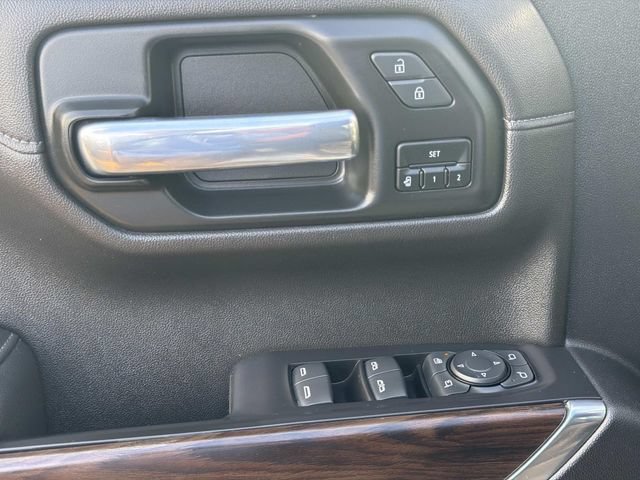 Used 2021 GMC Sierra 1500 SLT AWD/4WD image 25