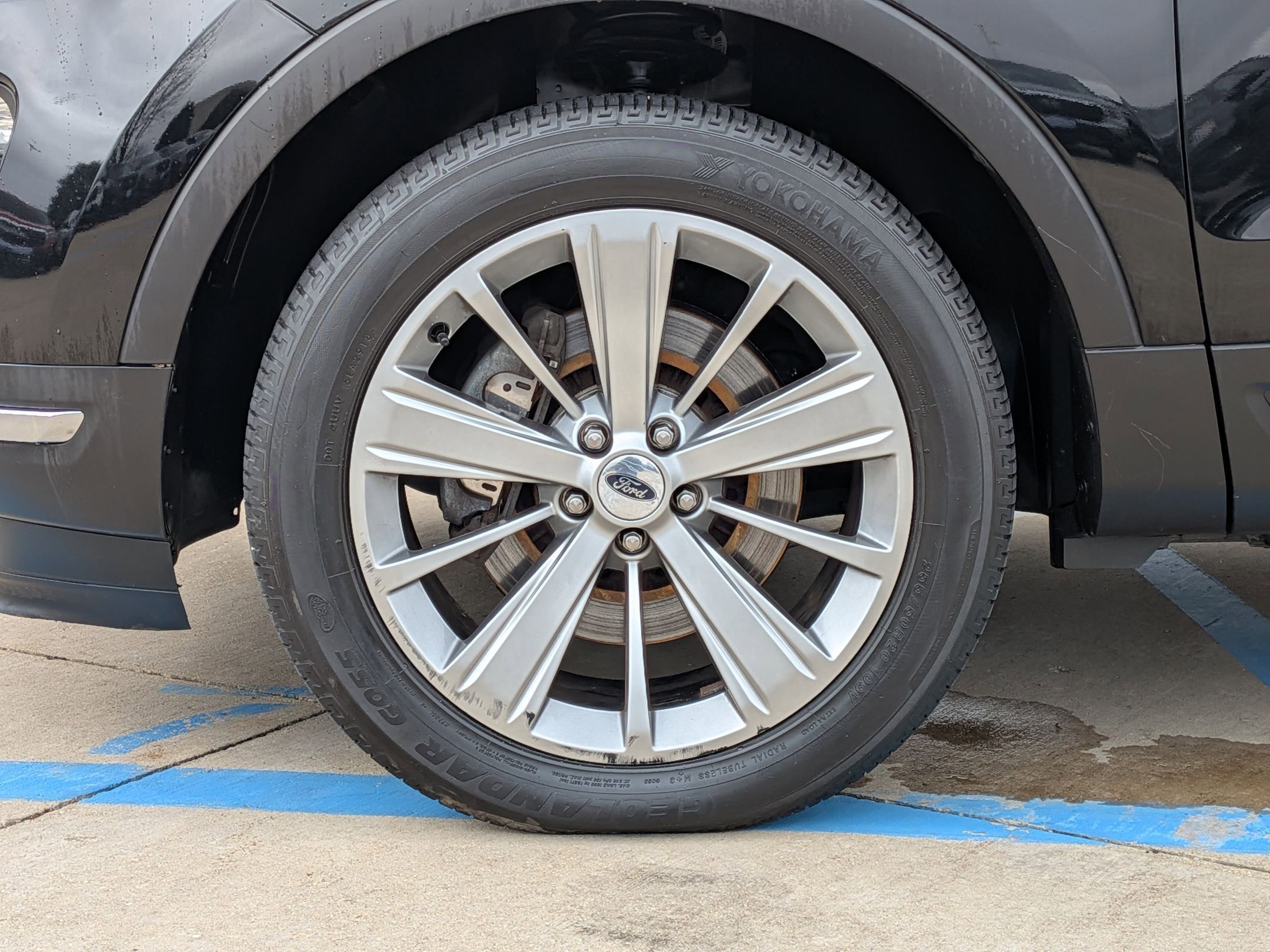 Used 2018 Ford Explorer Limited image 35