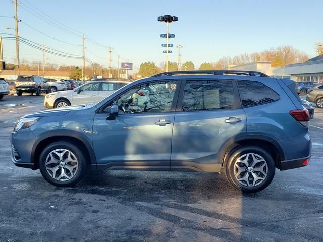 Certified 2023 Subaru Forester Premium w/ Popular Package #1 image 7