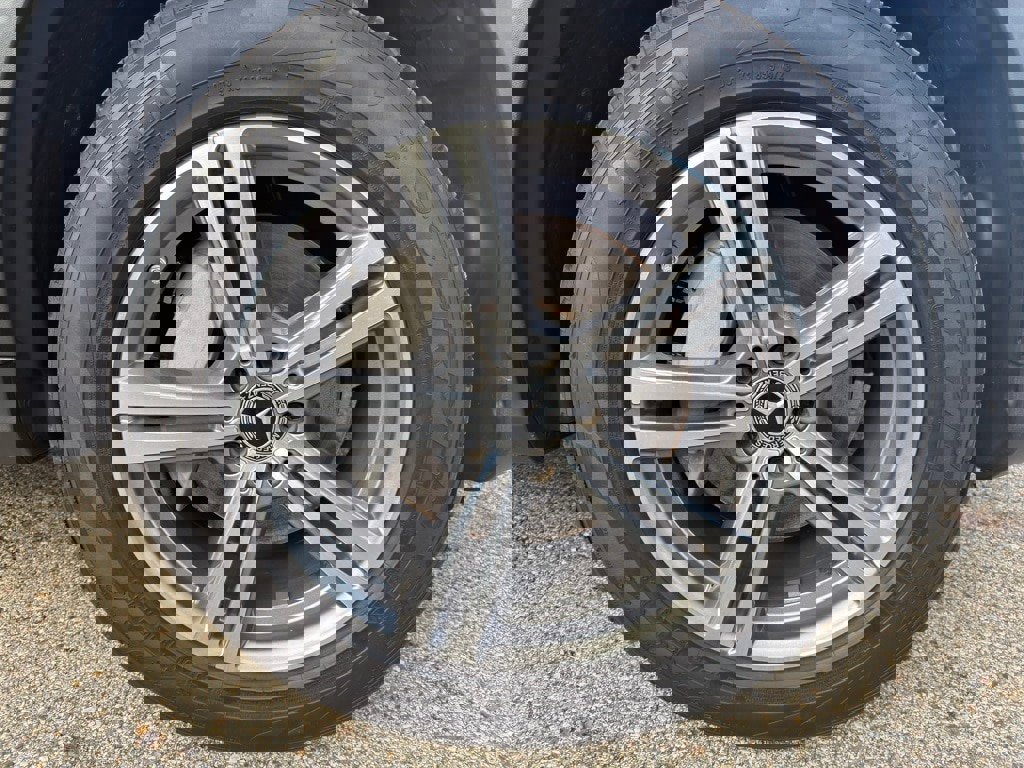 Certified 2022 Mercedes-Benz GLC 300 4MATIC w/ Premium Package Lite image 9