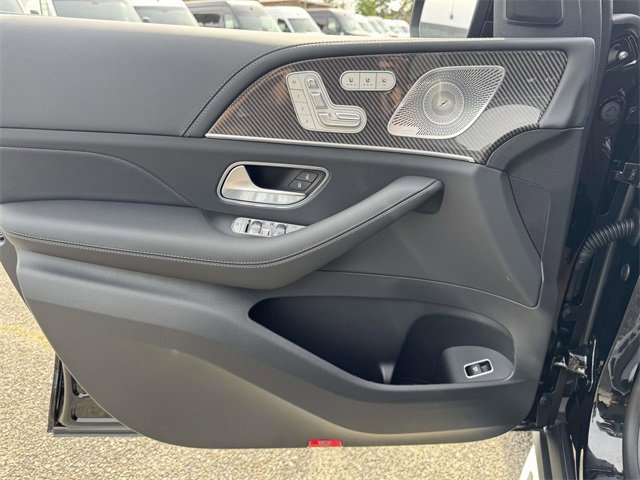 New 2026 Mercedes-Benz GLS 63 AMG 4MATIC image 17