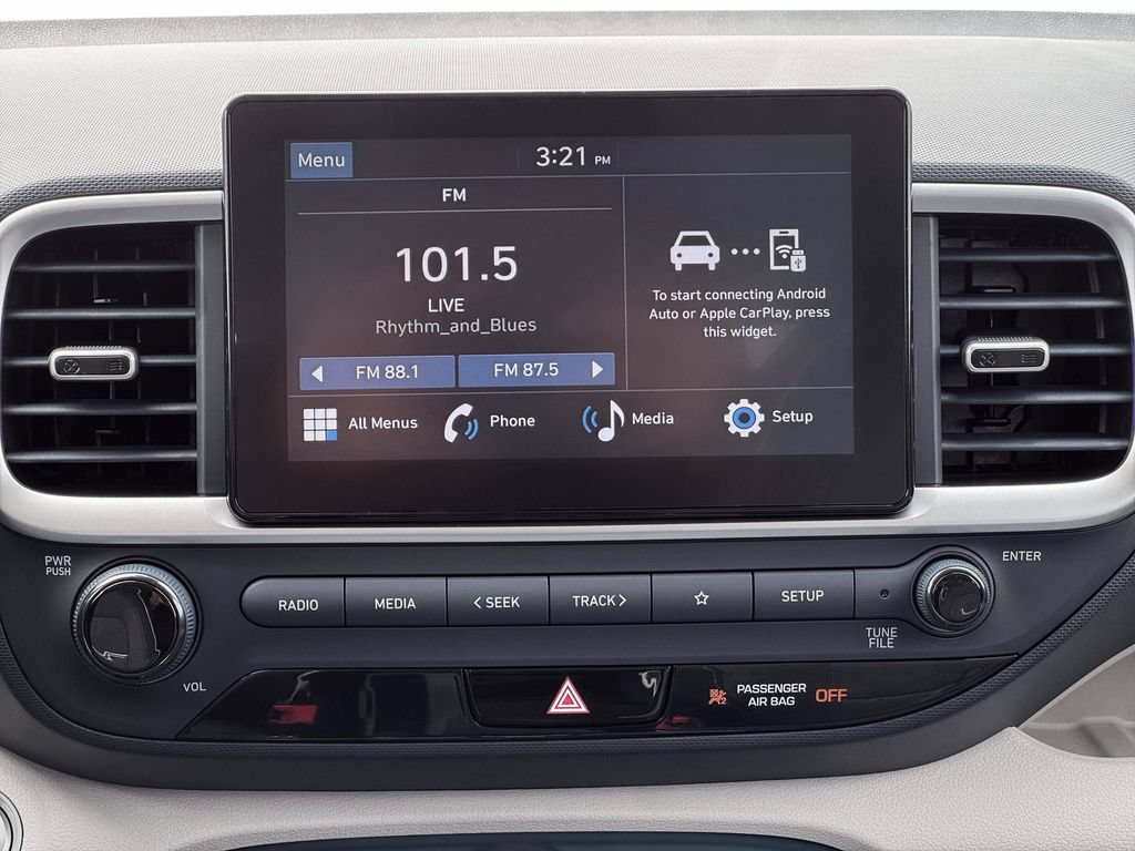 New 2026 Hyundai Venue SEL FWD image 19
