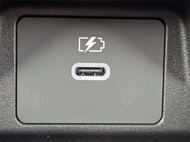 New 2025 Mitsubishi Outlander ES image 28